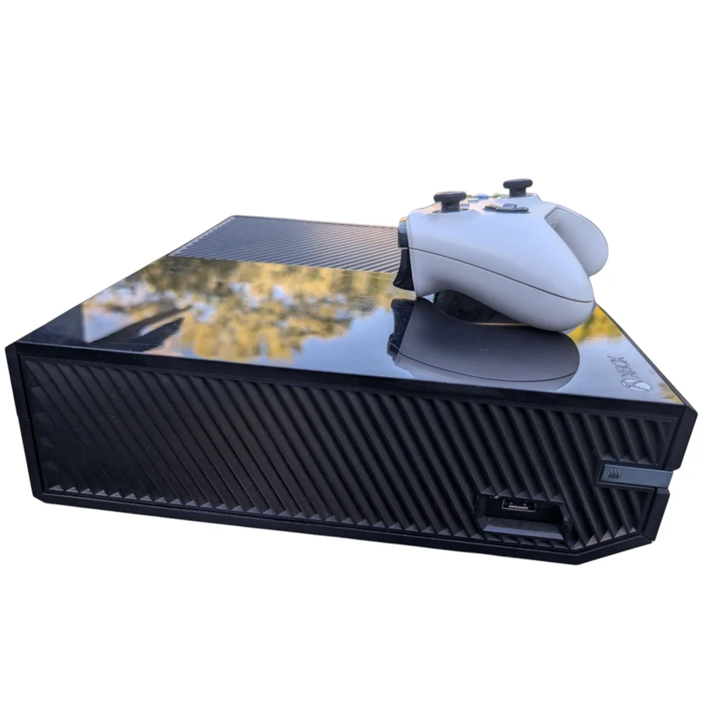 Xbox One Halo Edition Console Model 1540